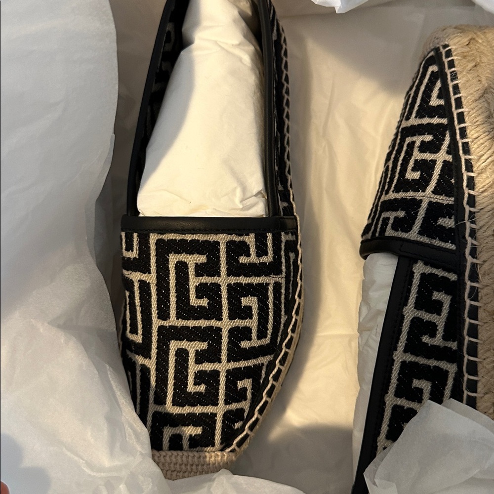 Pierre Balmain Black and White Espadrilles